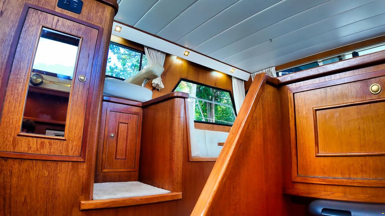 Neptunus 138/46 Sedan Fly Flybridge