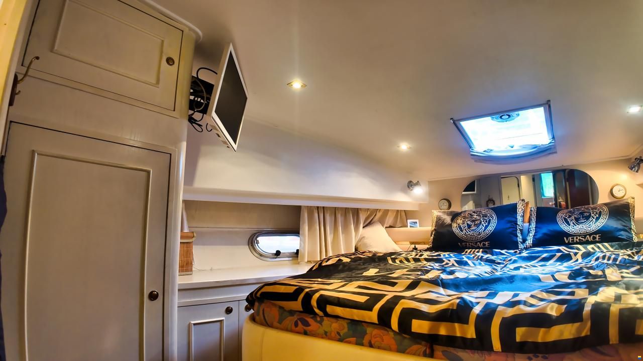 Neptunus 138/46 Sedan Fly Flybridge