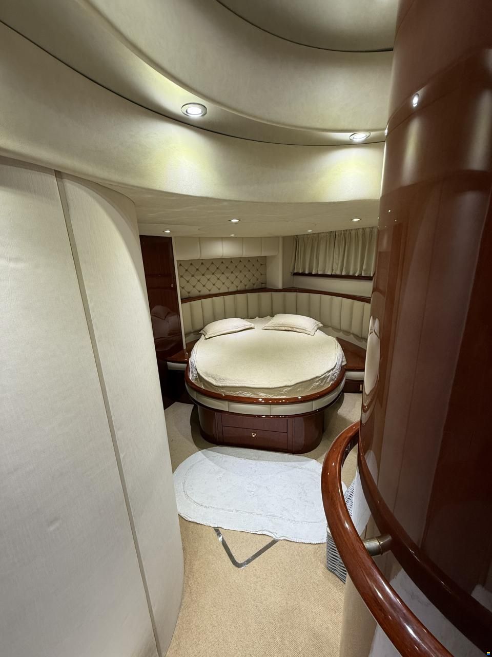 Fairline Squadron 62