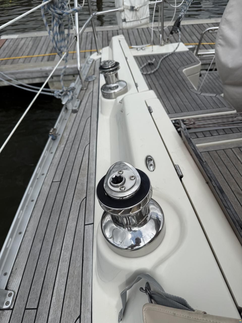 Hanse 371