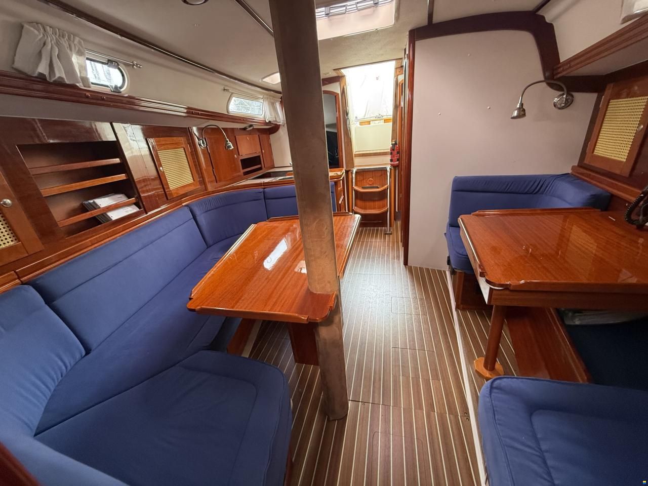 Hanse 371