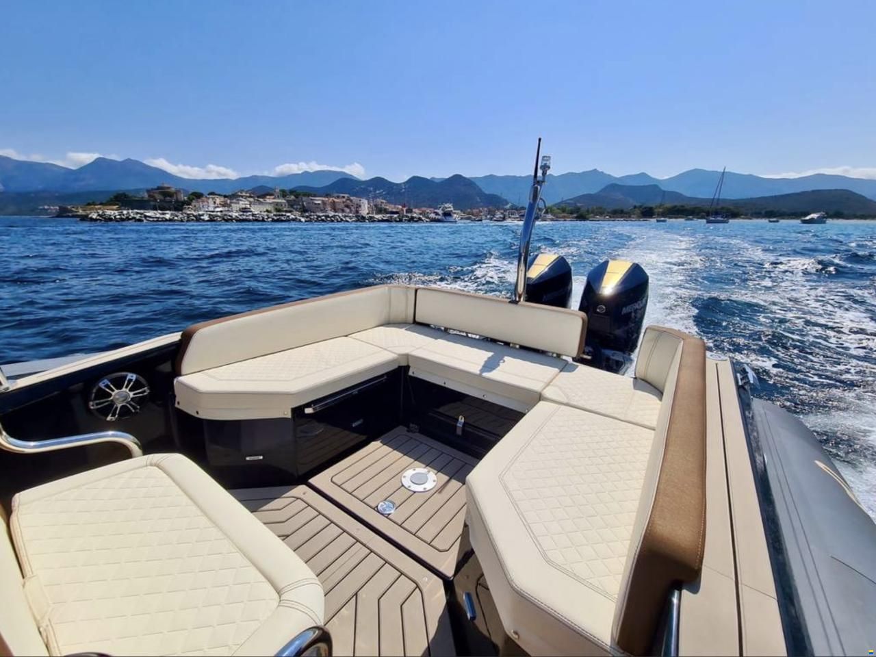 MV Marine MITO 29 GT