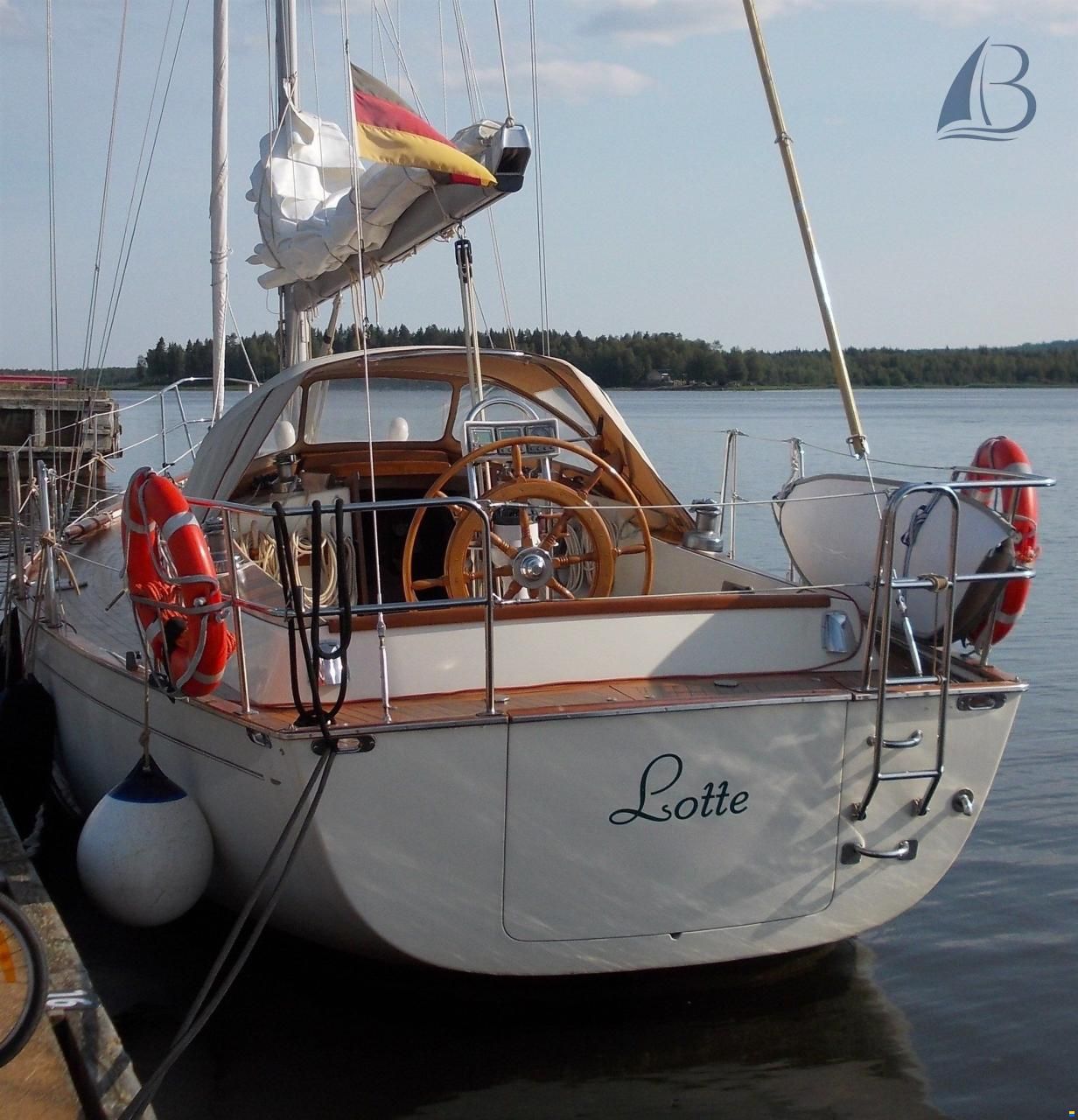 Van de Stadt Helena 38