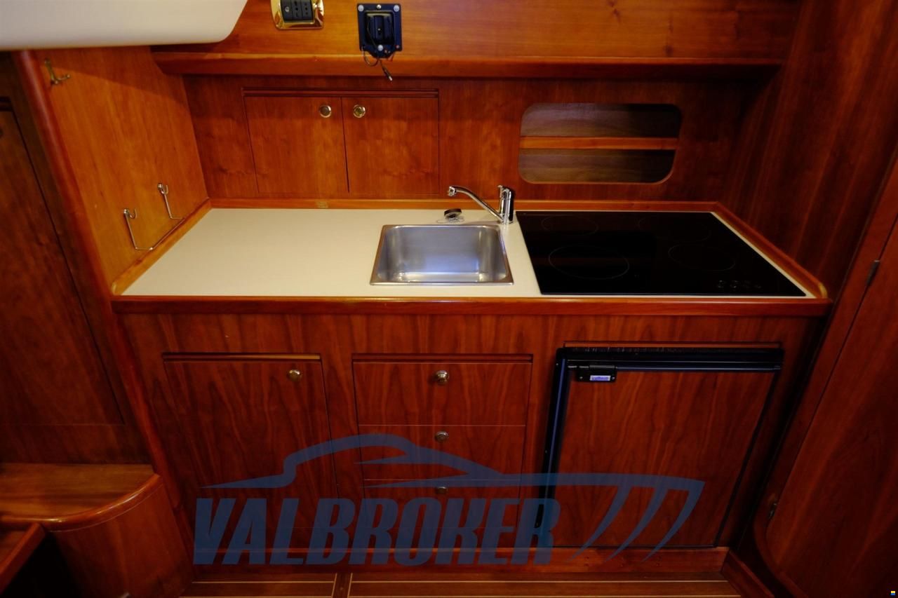 Apreamare Aprea 10 Semi Cabin
