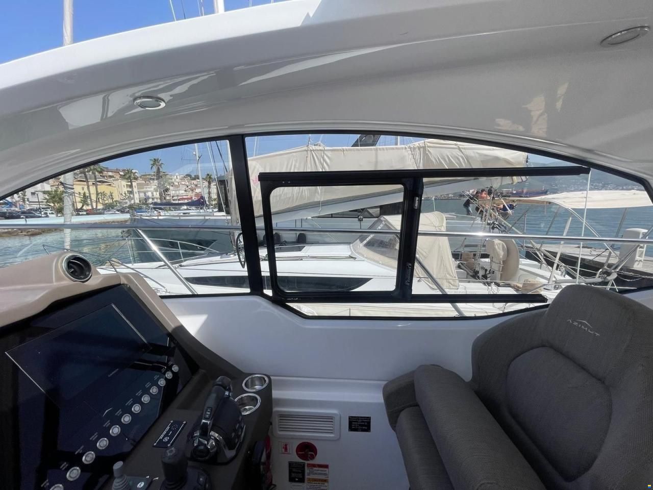 Azimut Atlantis 45