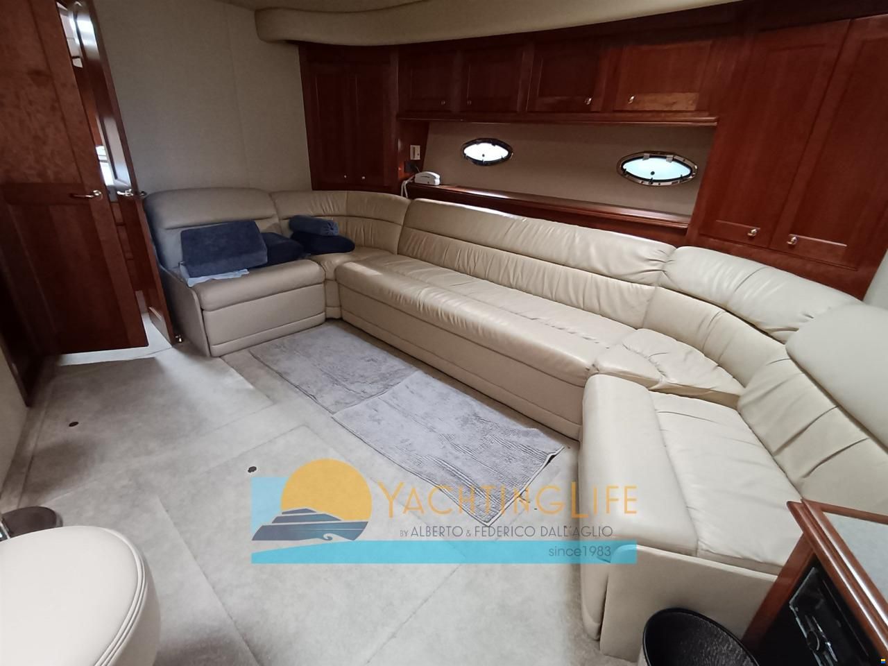 Cruisers 5470 Express