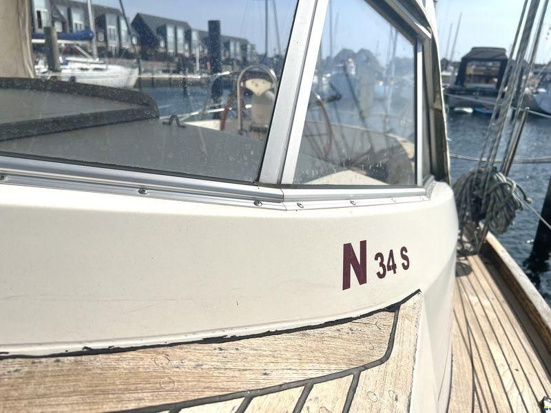 Najad 34