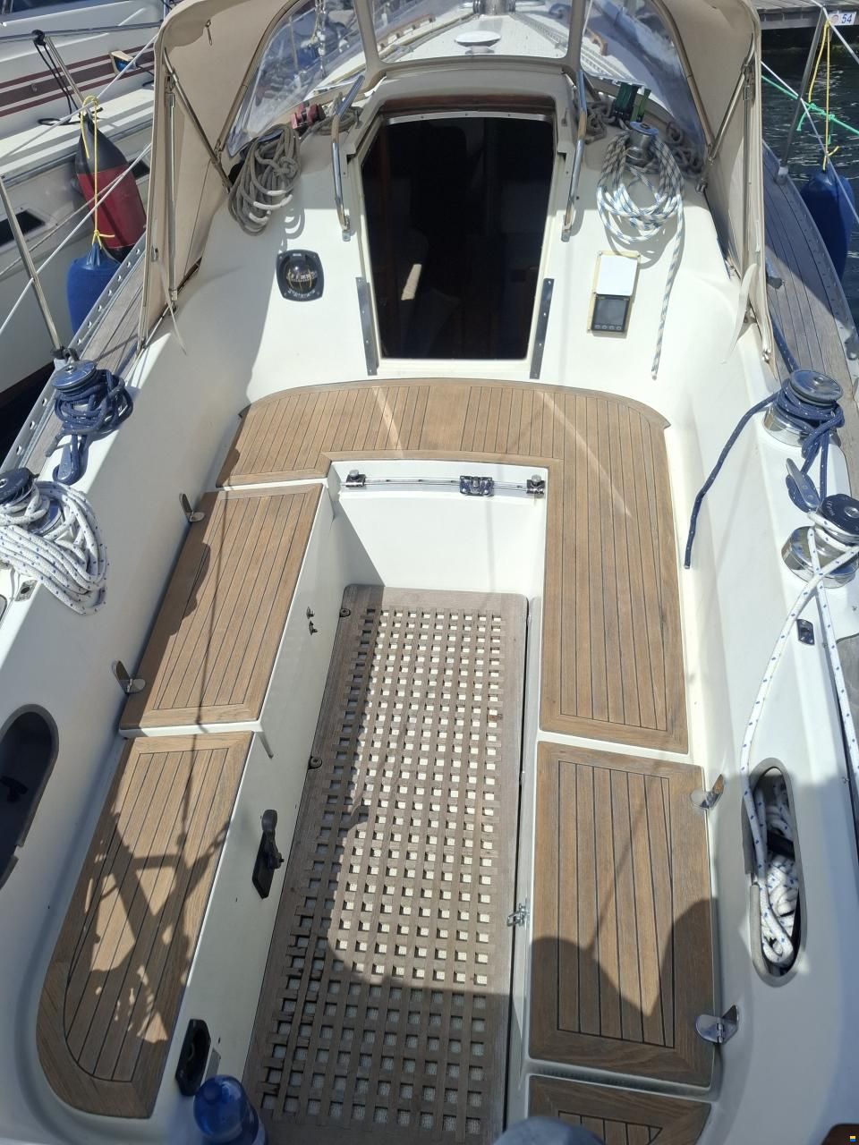 Avance 36