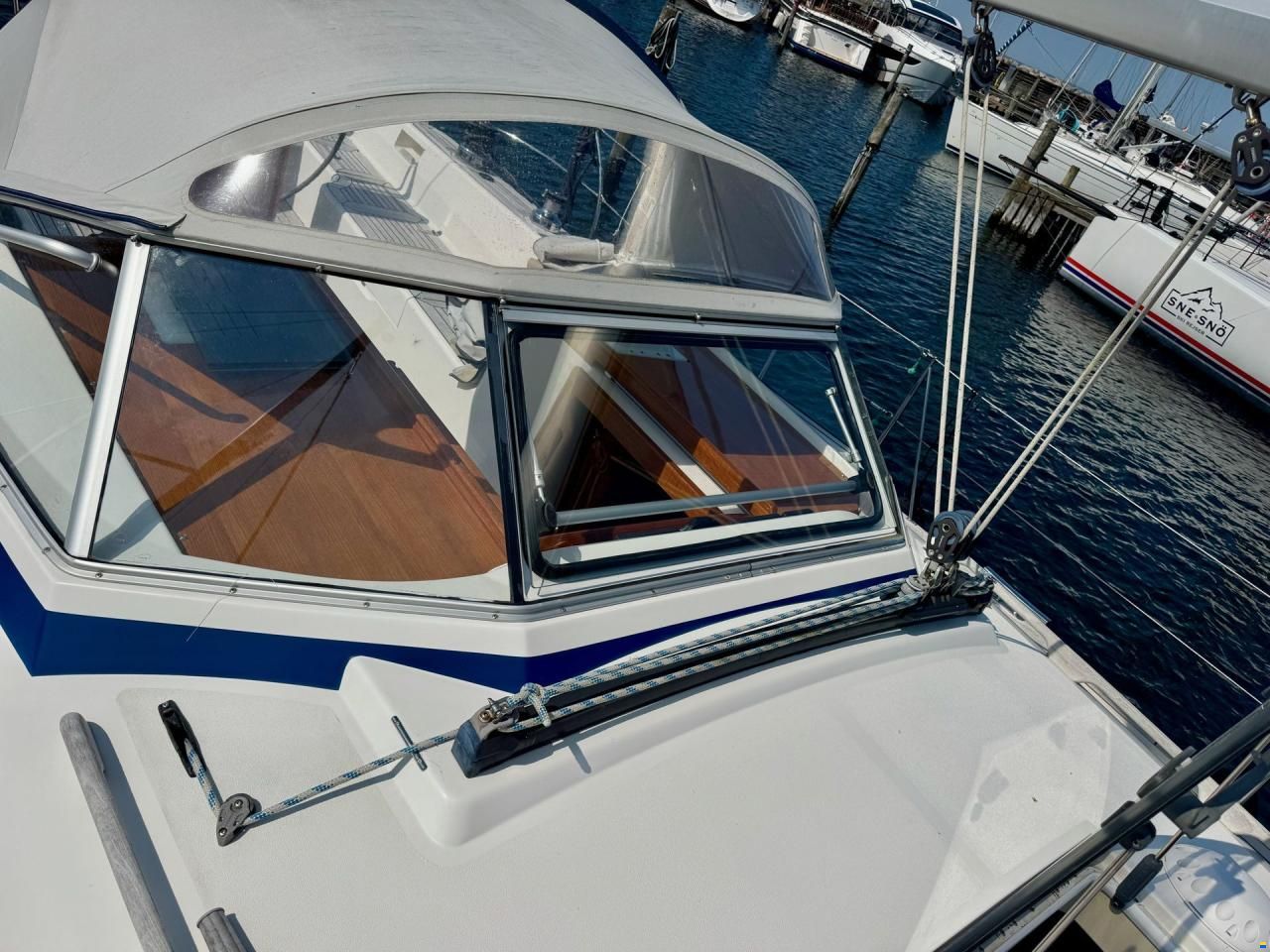 Hallberg-Rassy 412