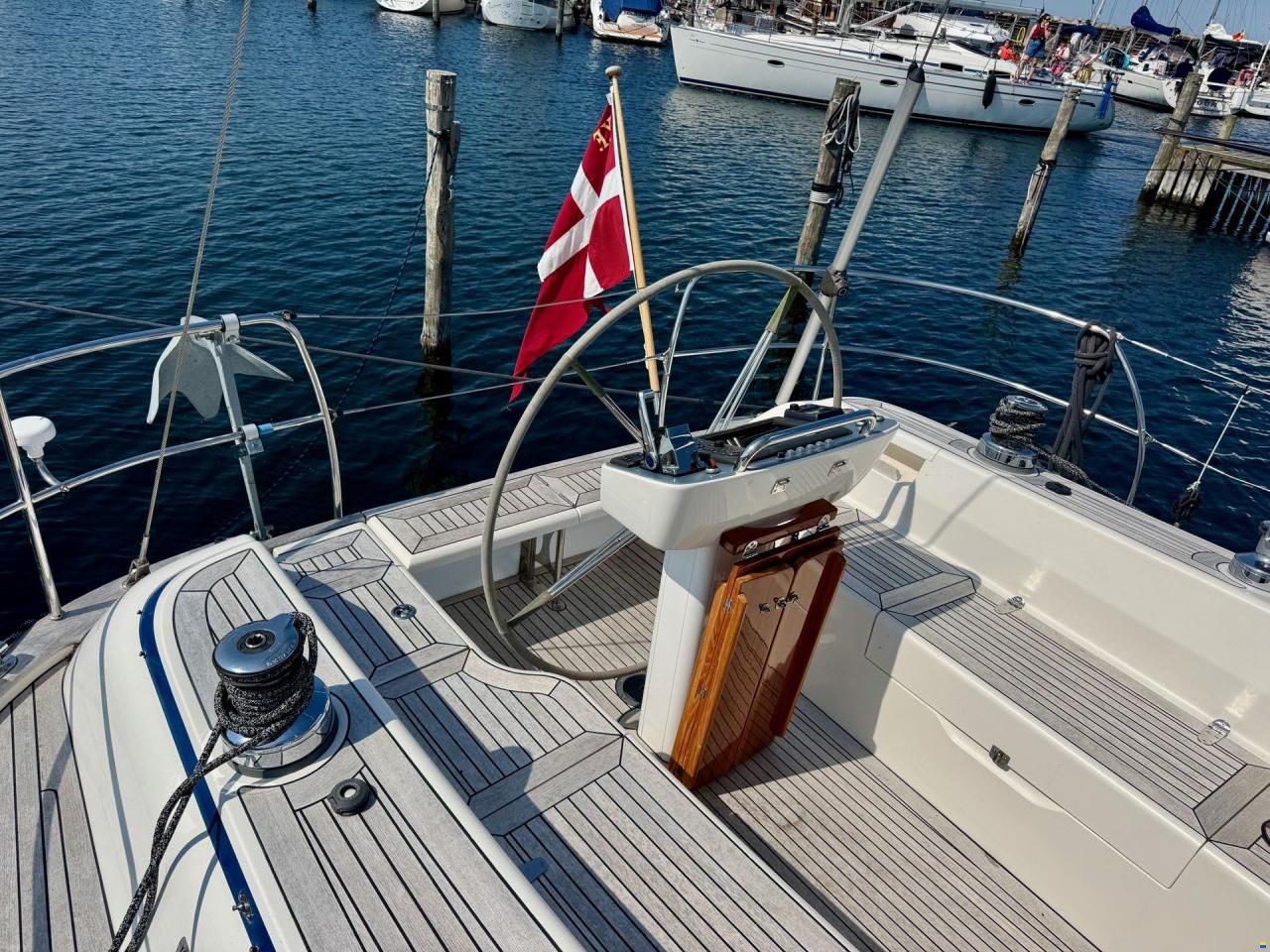 Hallberg-Rassy 412