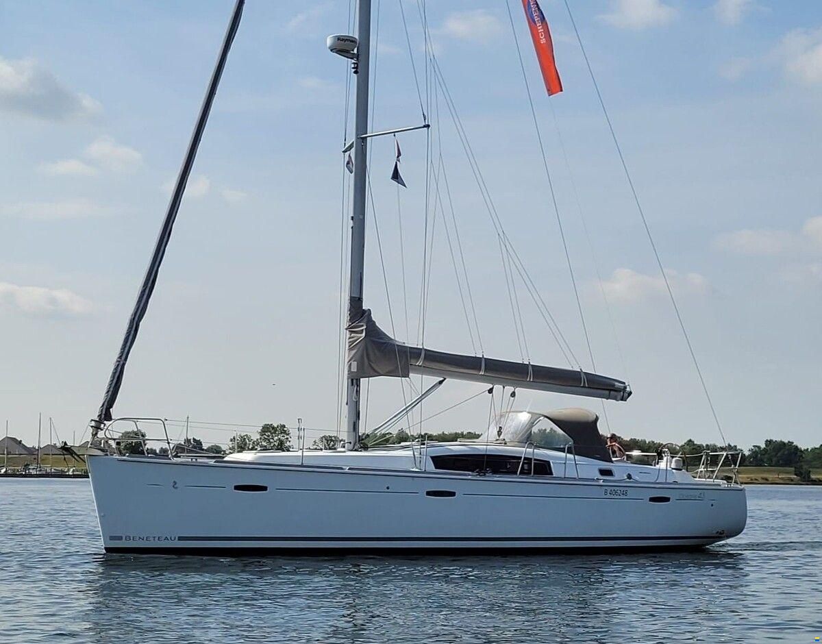 Beneteau Oceanis 43
