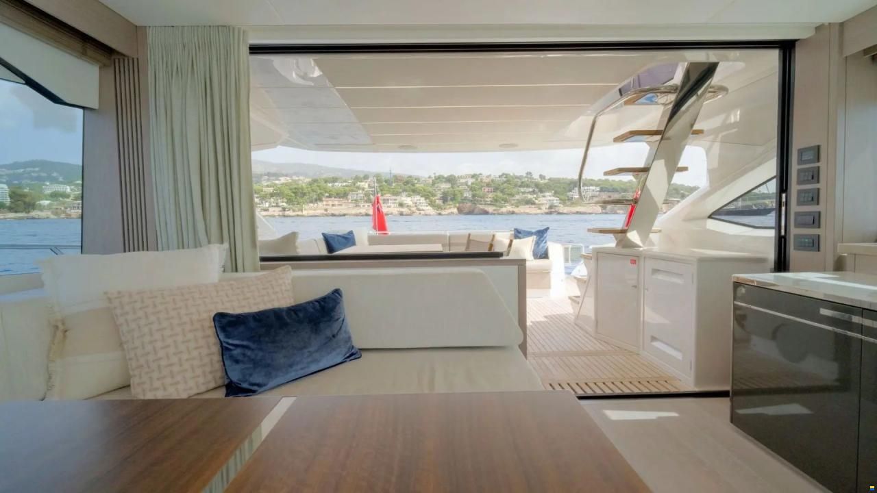 Sunseeker 74 Sport Yacht