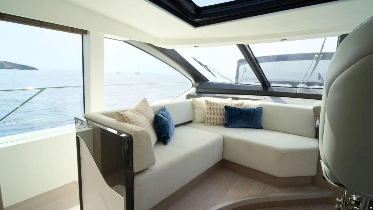Sunseeker 74 Sport Yacht