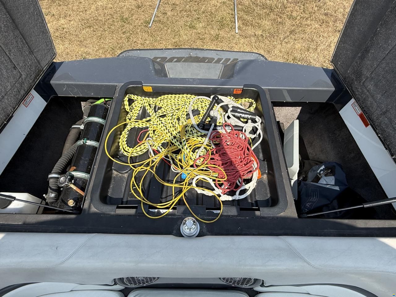 Malibu Wakesetter VLX Corvette