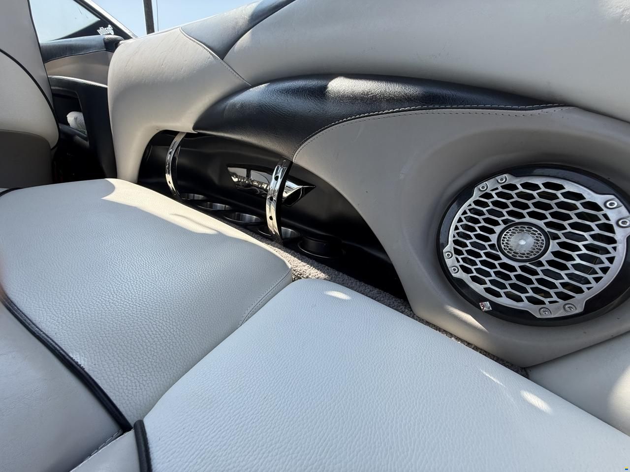Malibu Wakesetter VLX Corvette Limited Edition