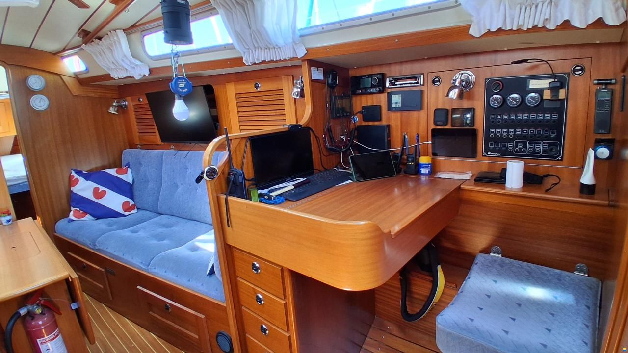 Hallberg-Rassy 31