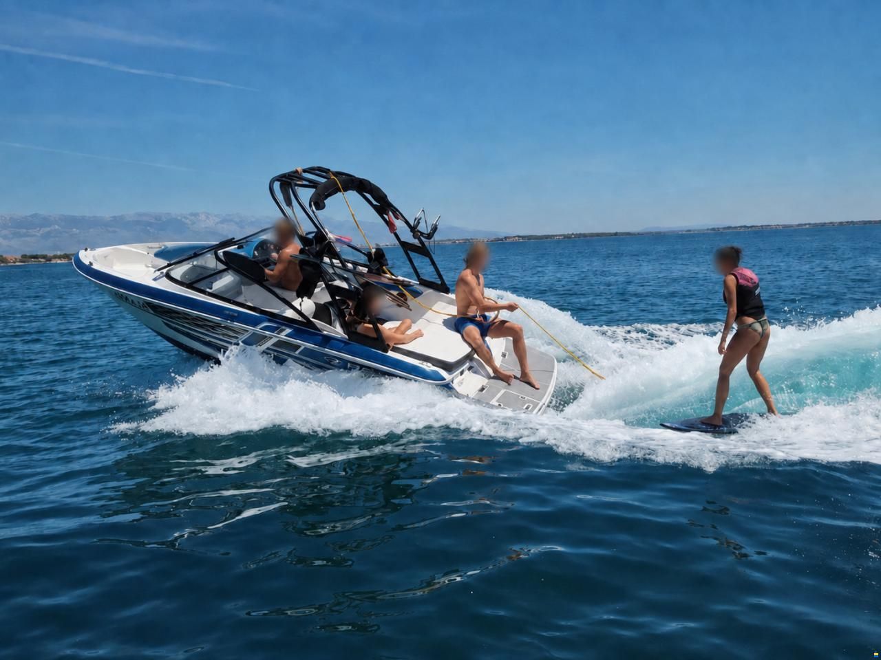 Regal 1900 ESX Surf
