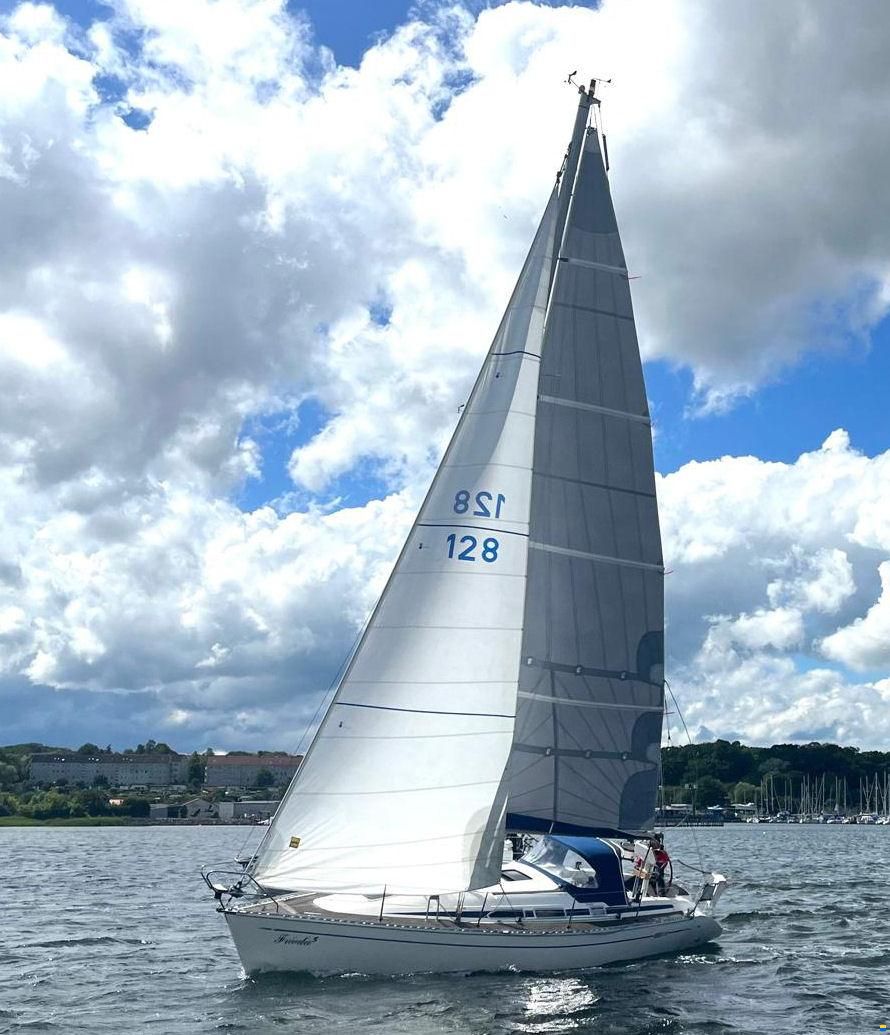 Elan 34