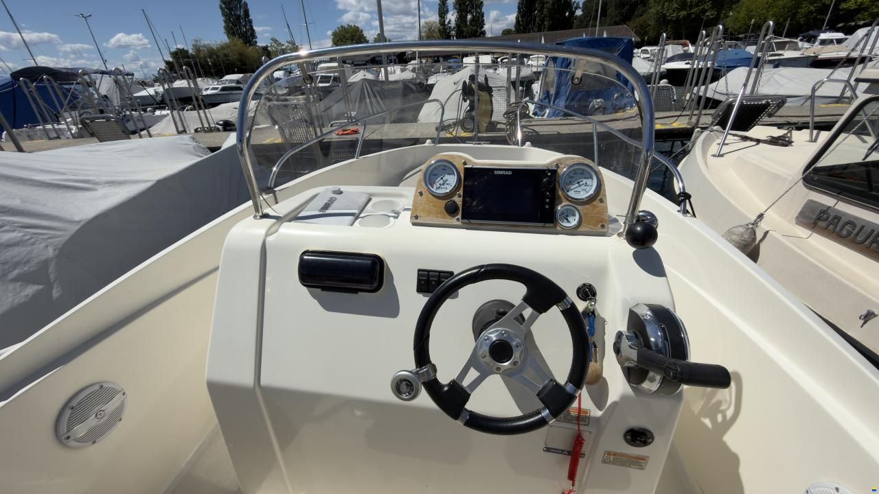 Quicksilver 555 Open