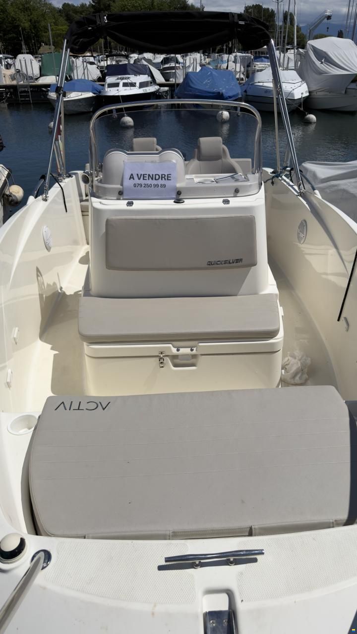 Quicksilver 555 Open