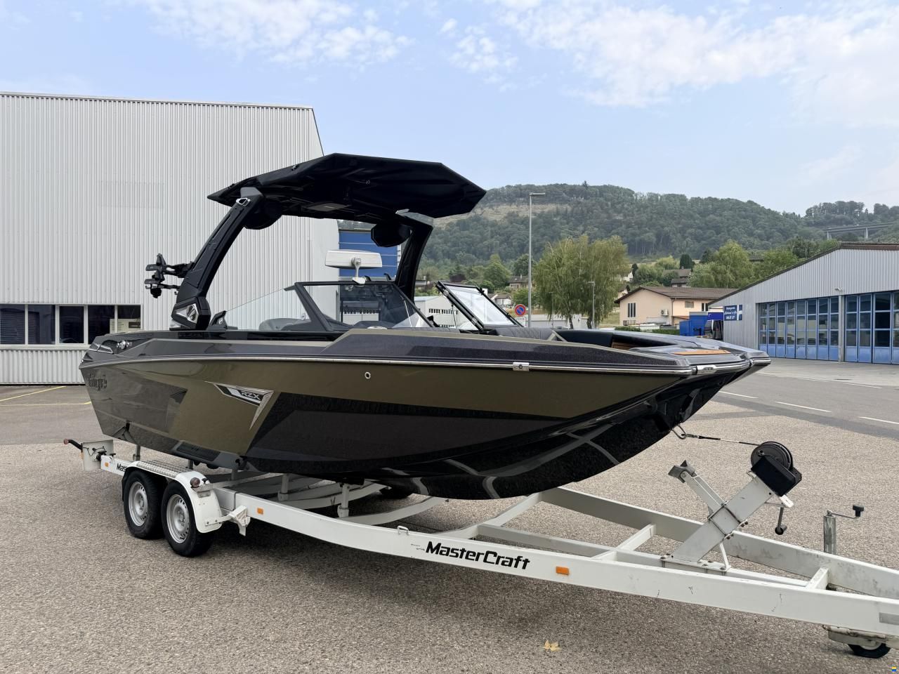 MasterCraft Tigé RZX22