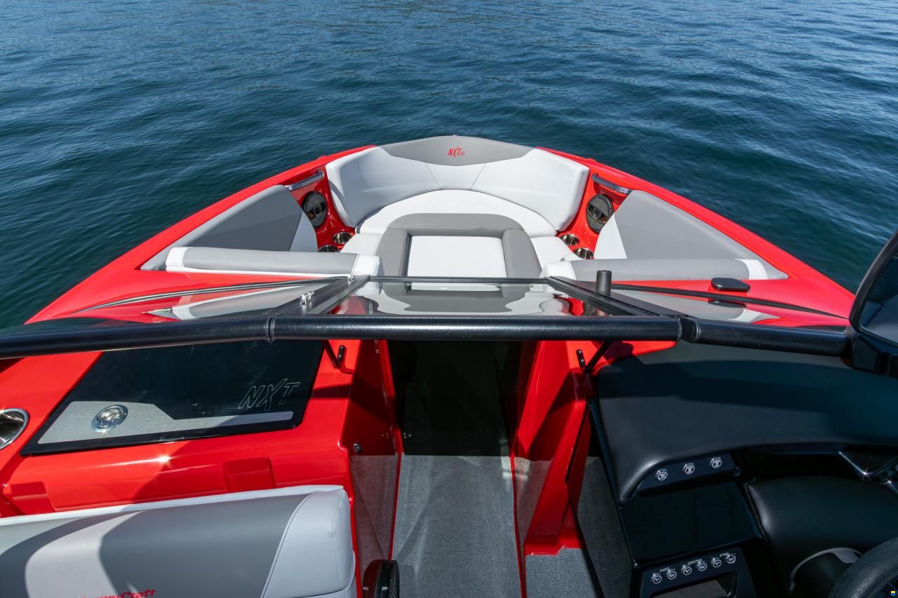 MasterCraft NXT21 | 2025 | rouge