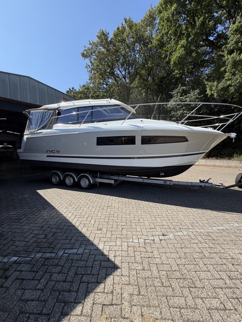 Jeanneau NC 9