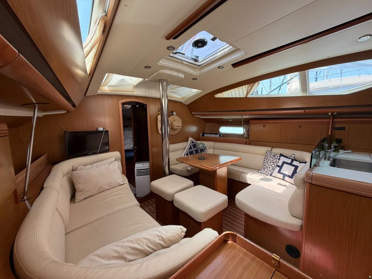 Jeanneau Sun Odyssey 42 DS
