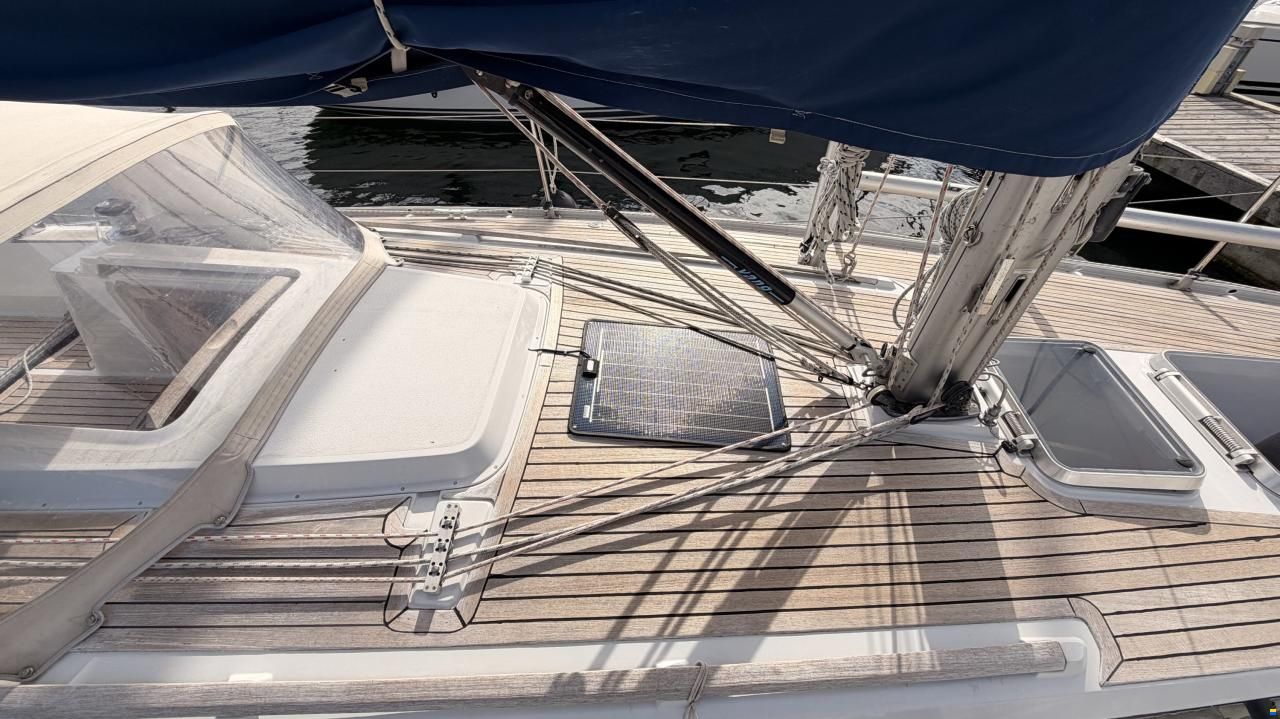 Grand Soleil 343