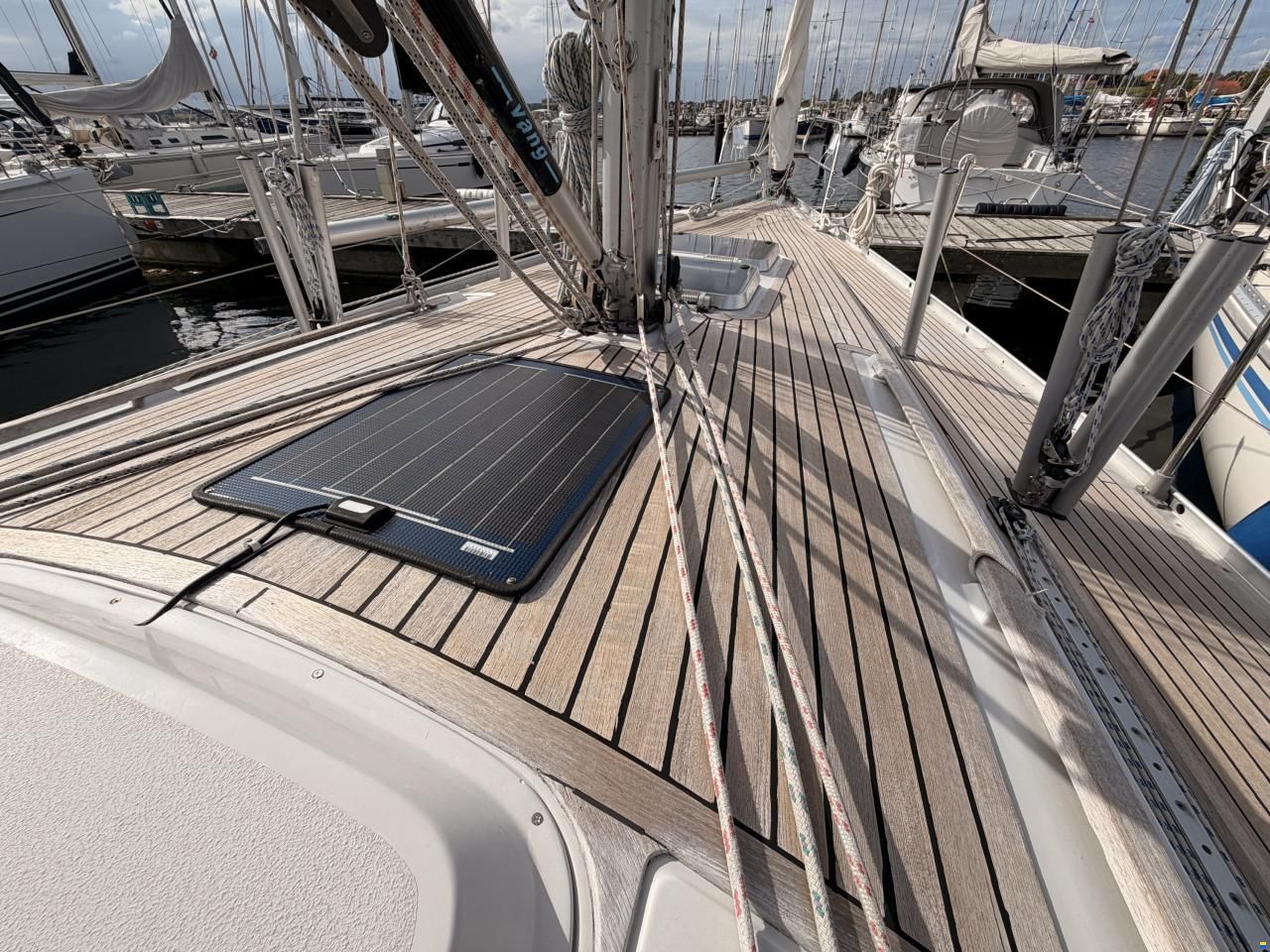 Grand Soleil 343