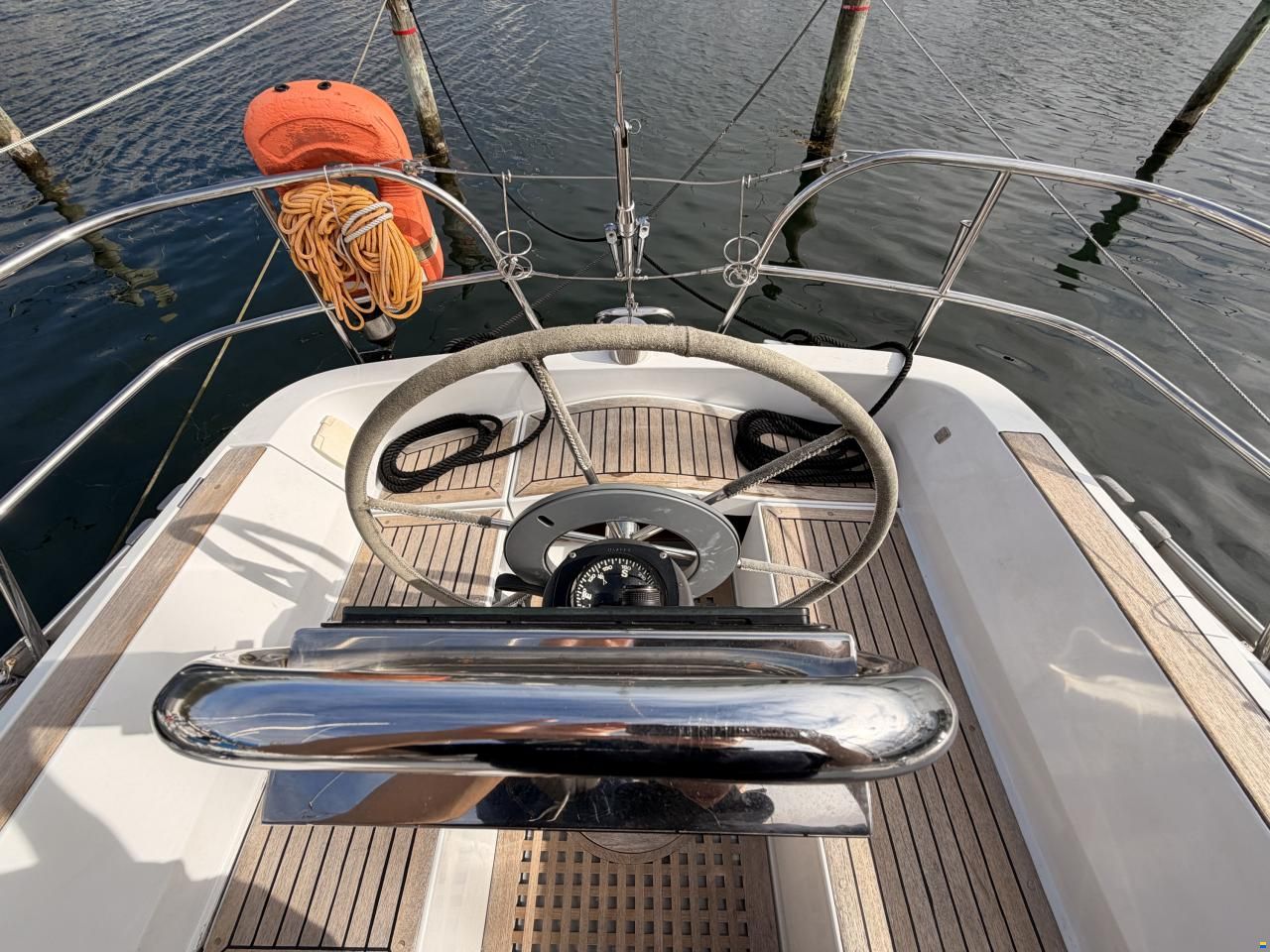 Grand Soleil 343
