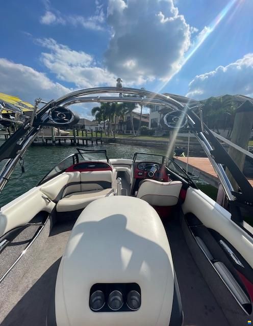 Malibu FXI 20