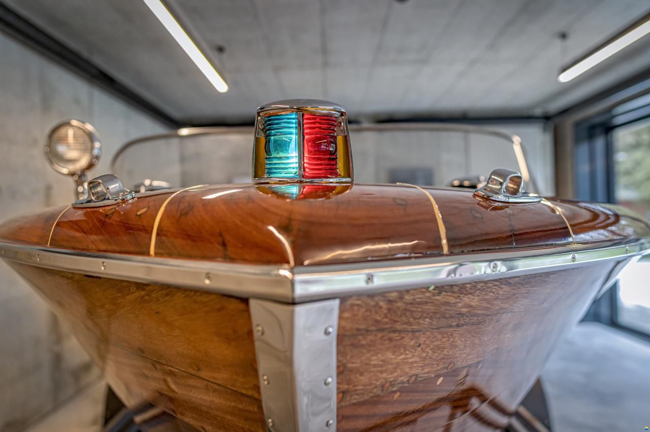 Chris Craft 18&rsquo; Continental Custom