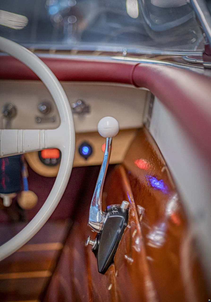 Chris Craft 18&rsquo; Continental Custom