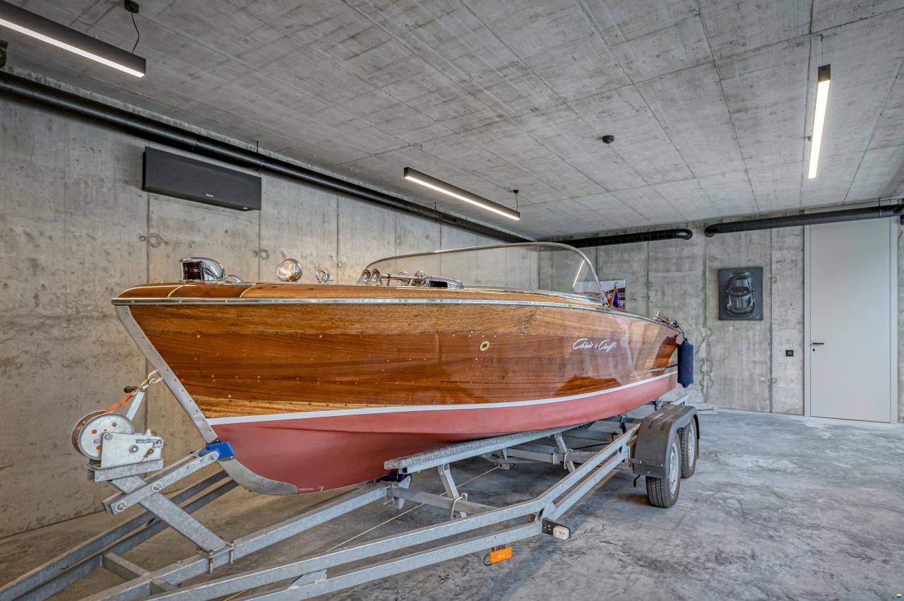 Chris Craft 18&rsquo; Continental Custom