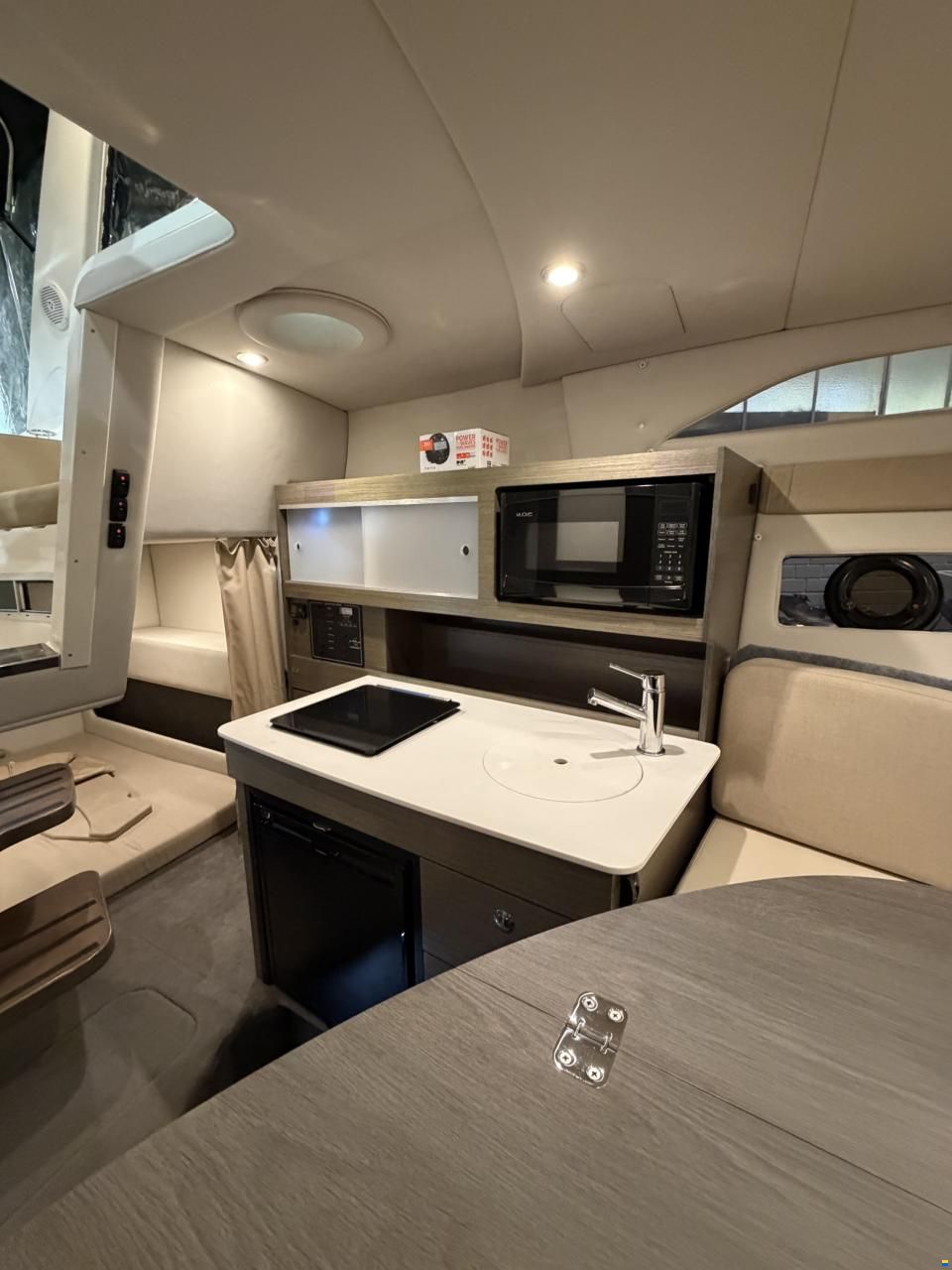 Bayliner Ciera 8