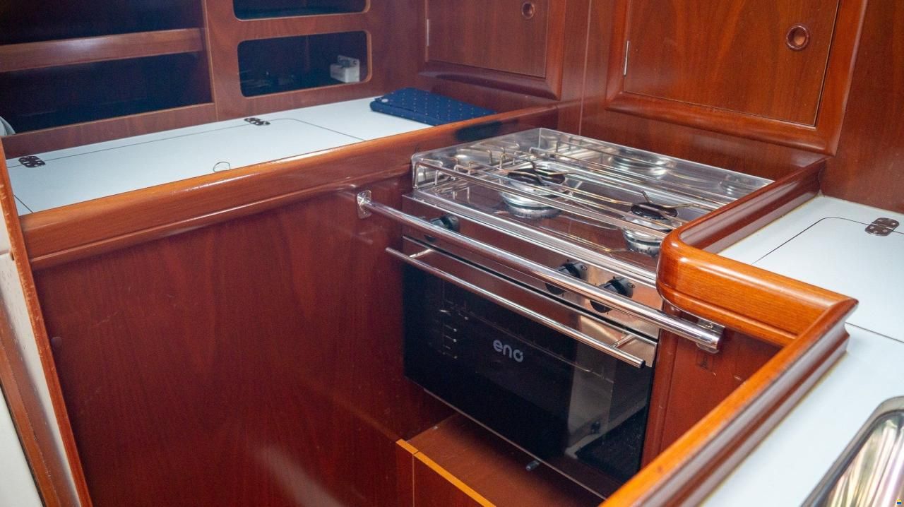 Beneteau OCEANIS 331