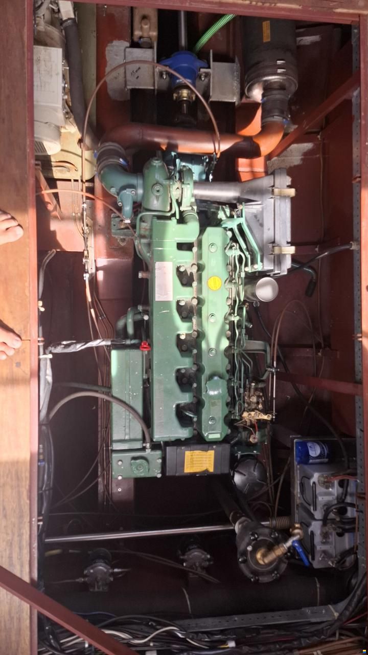 Van der Valk 1300 Fly Bridge