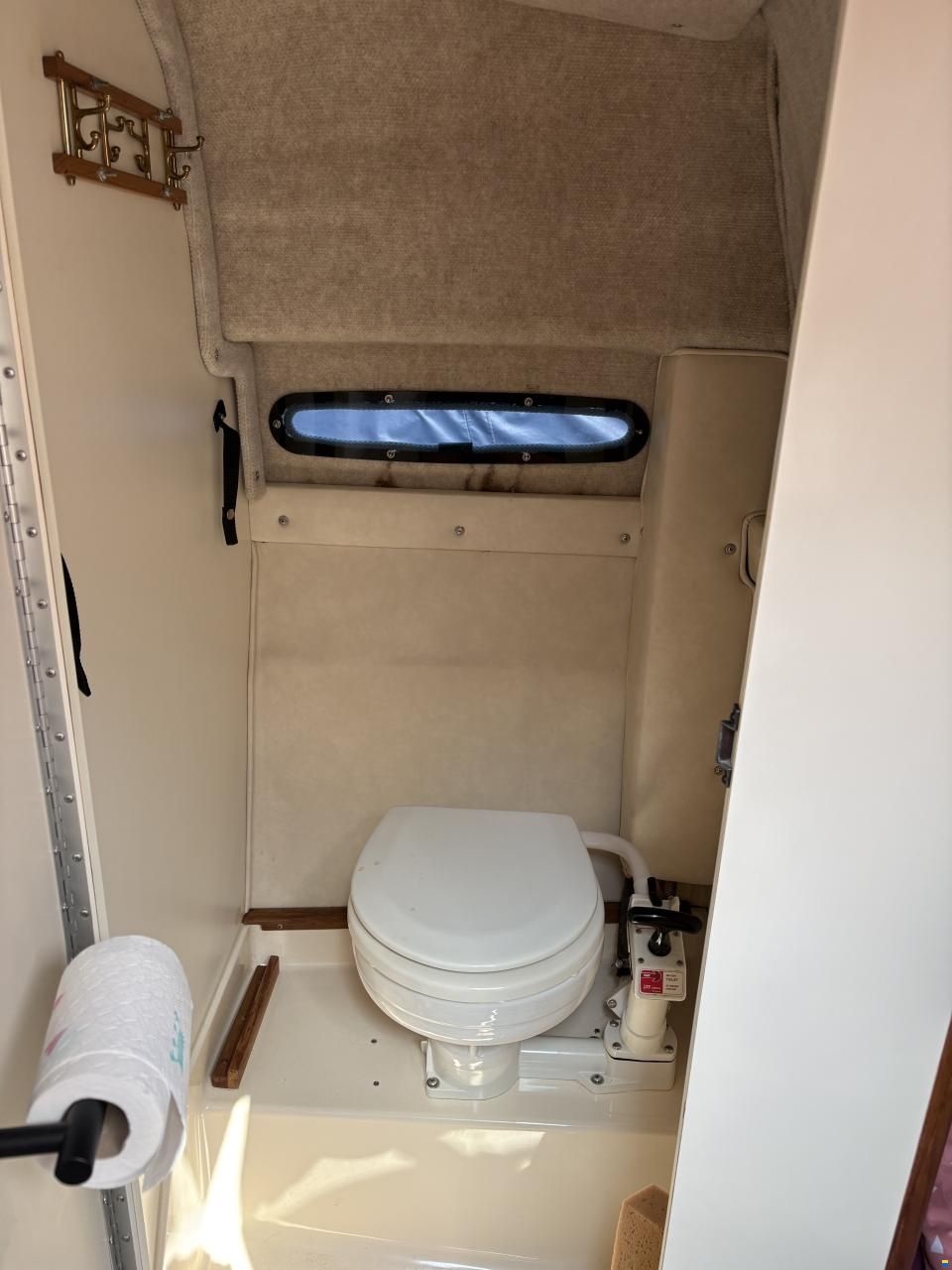 Sea Ray 230 Dalt