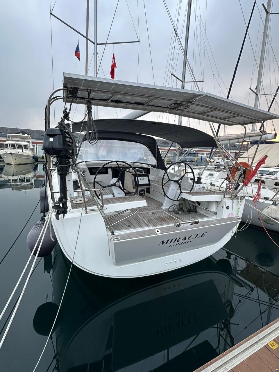 Hanse 418