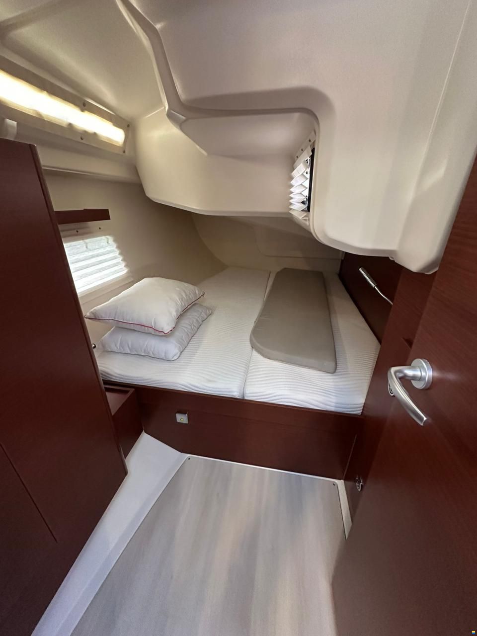 Hanse 418