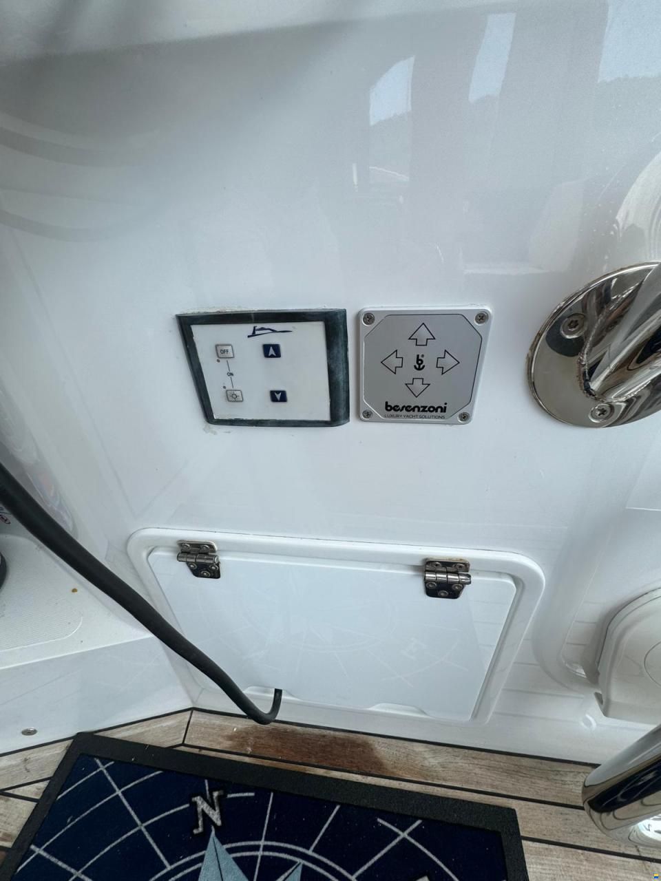 Sealine C390