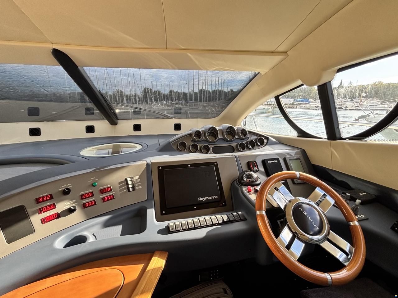 Azimut 50