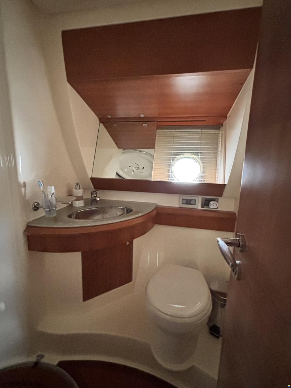 Azimut 50