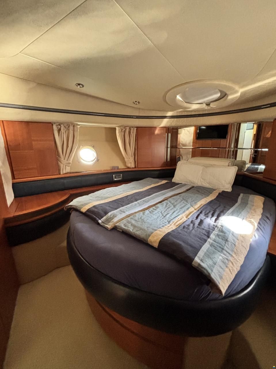 Azimut 50