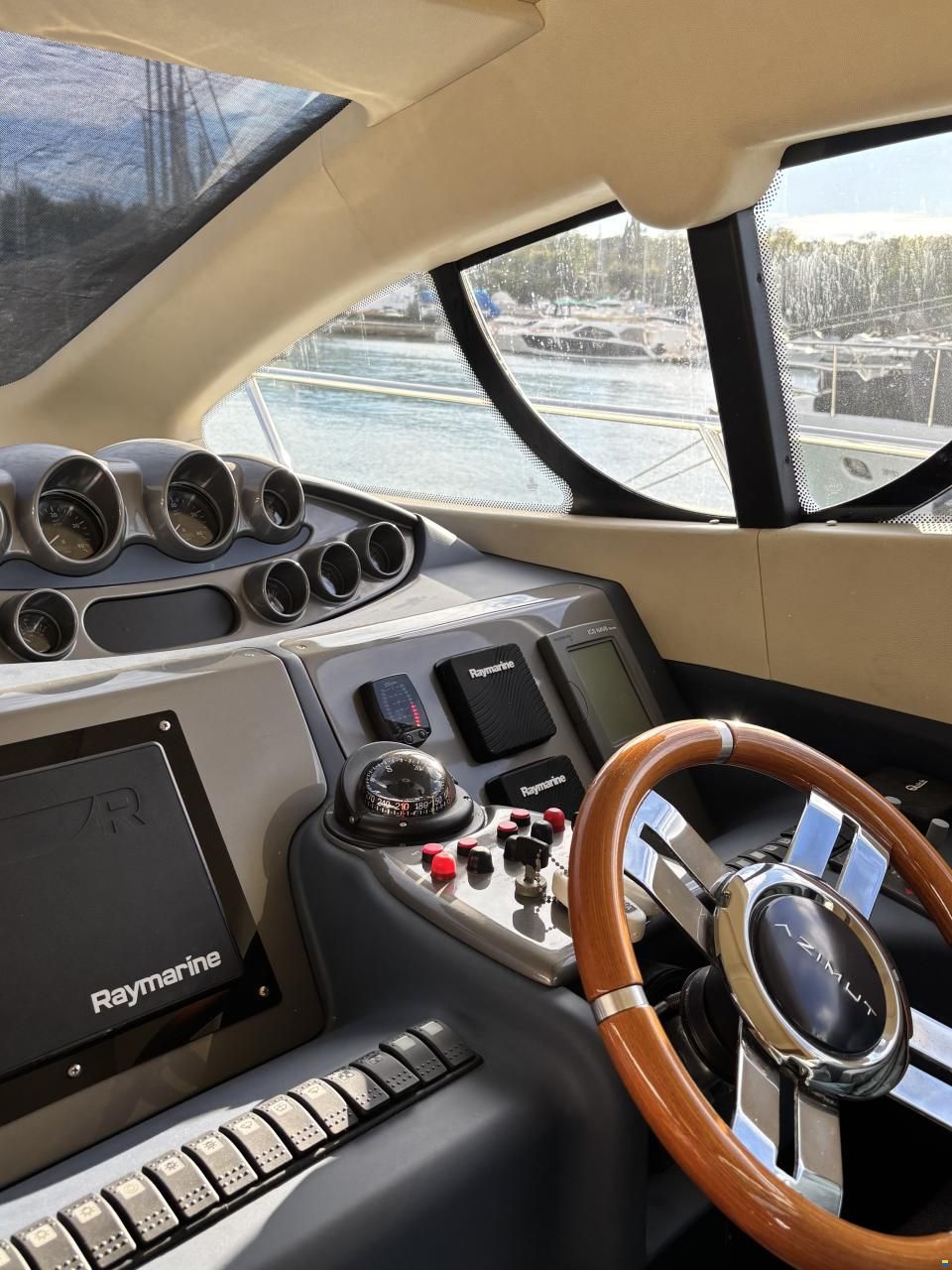 Azimut 50