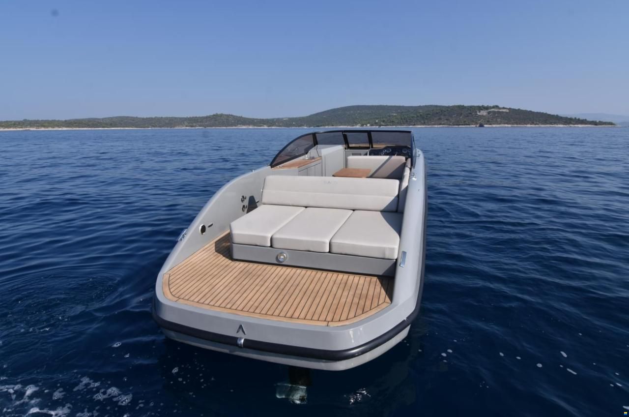 Rand Leisure 28