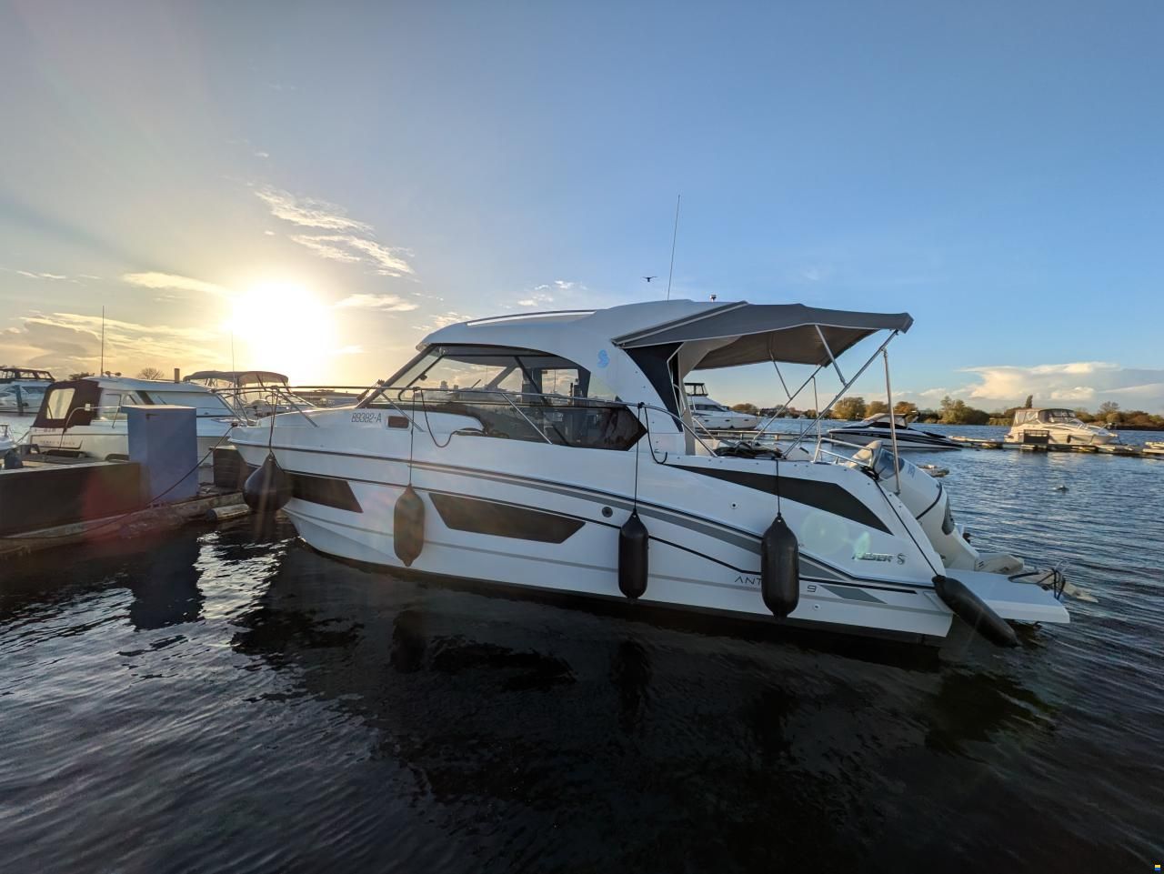 Beneteau Antares 9