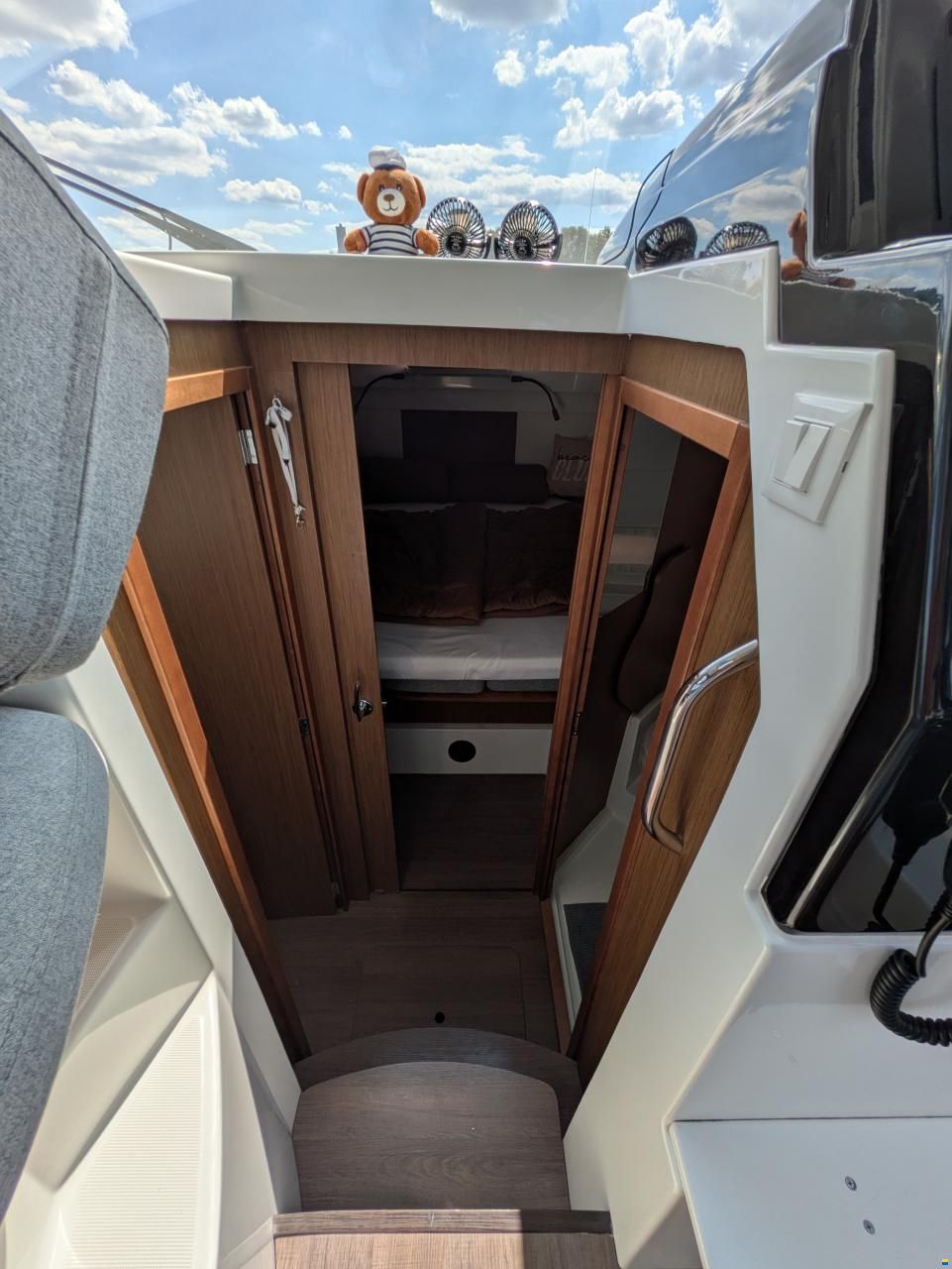 Beneteau Antares 9