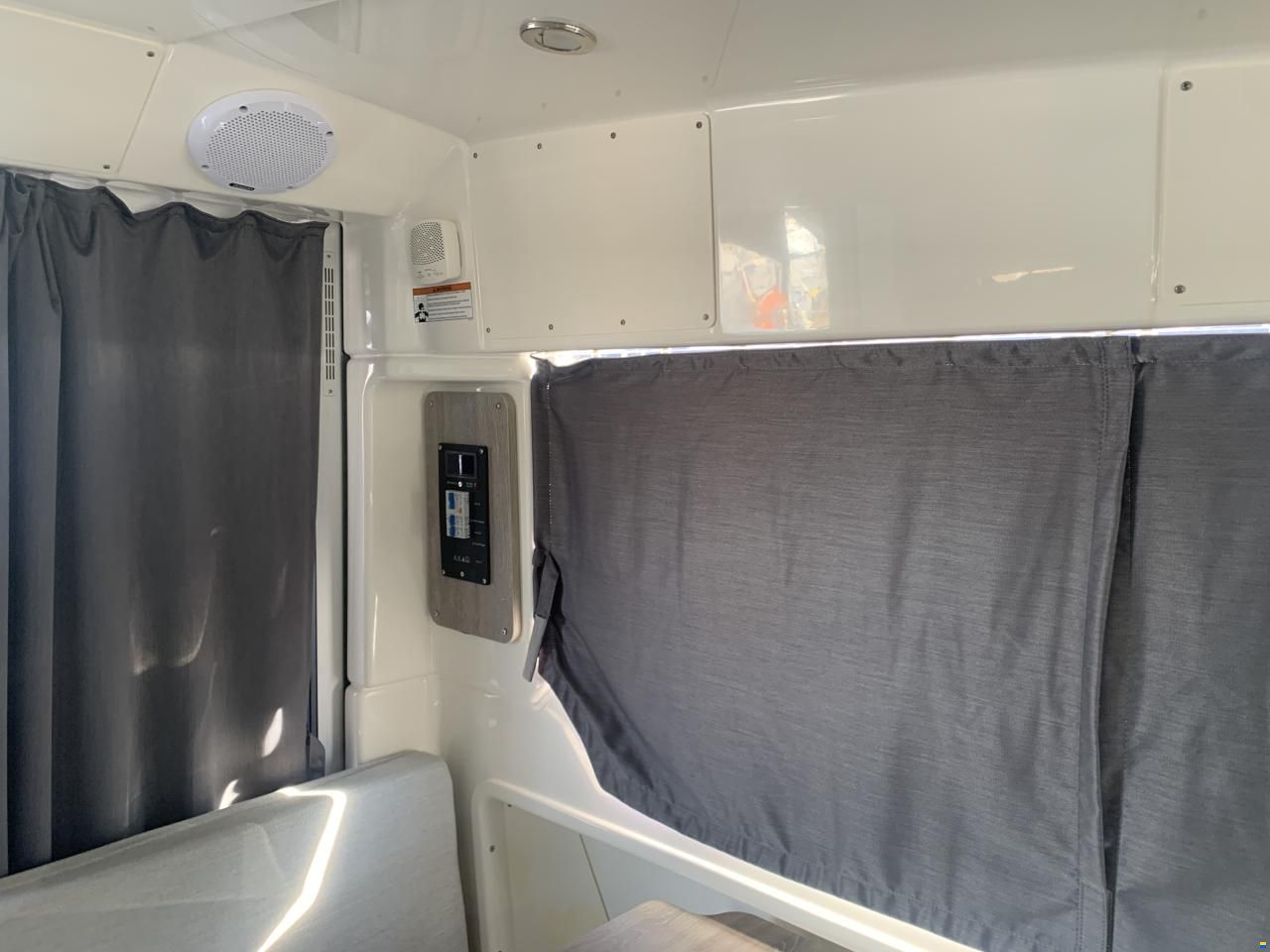 Quicksilver Activ 755 Weekend